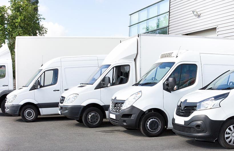 Diverse air conditioning systems for vans
